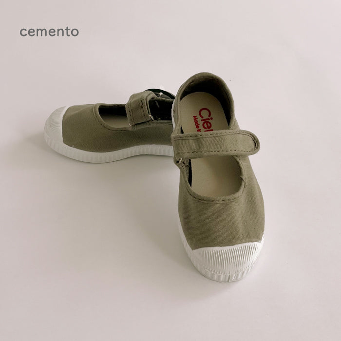 Velcro One-strap Plain Color