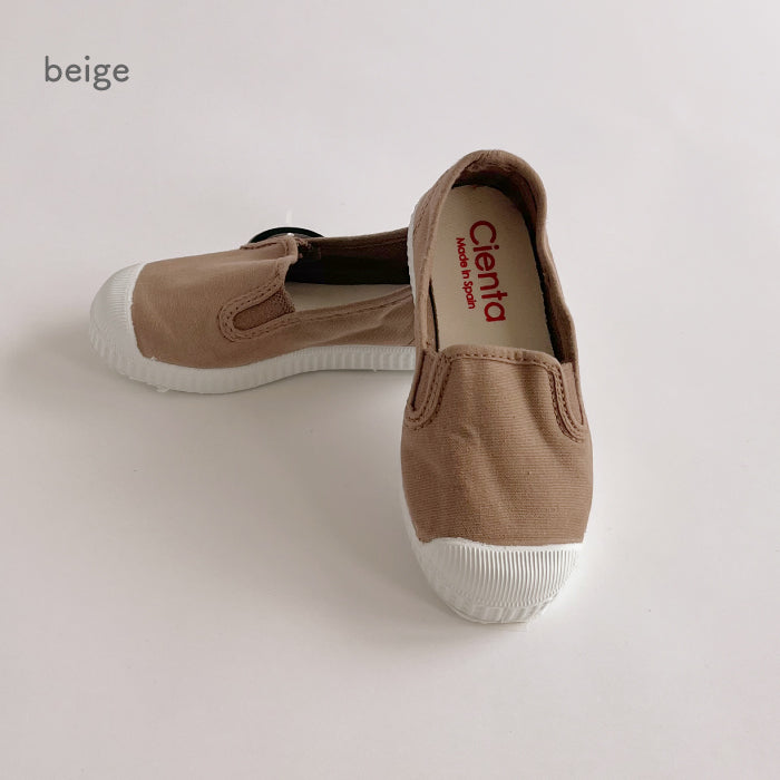 Slip-on Plain Color