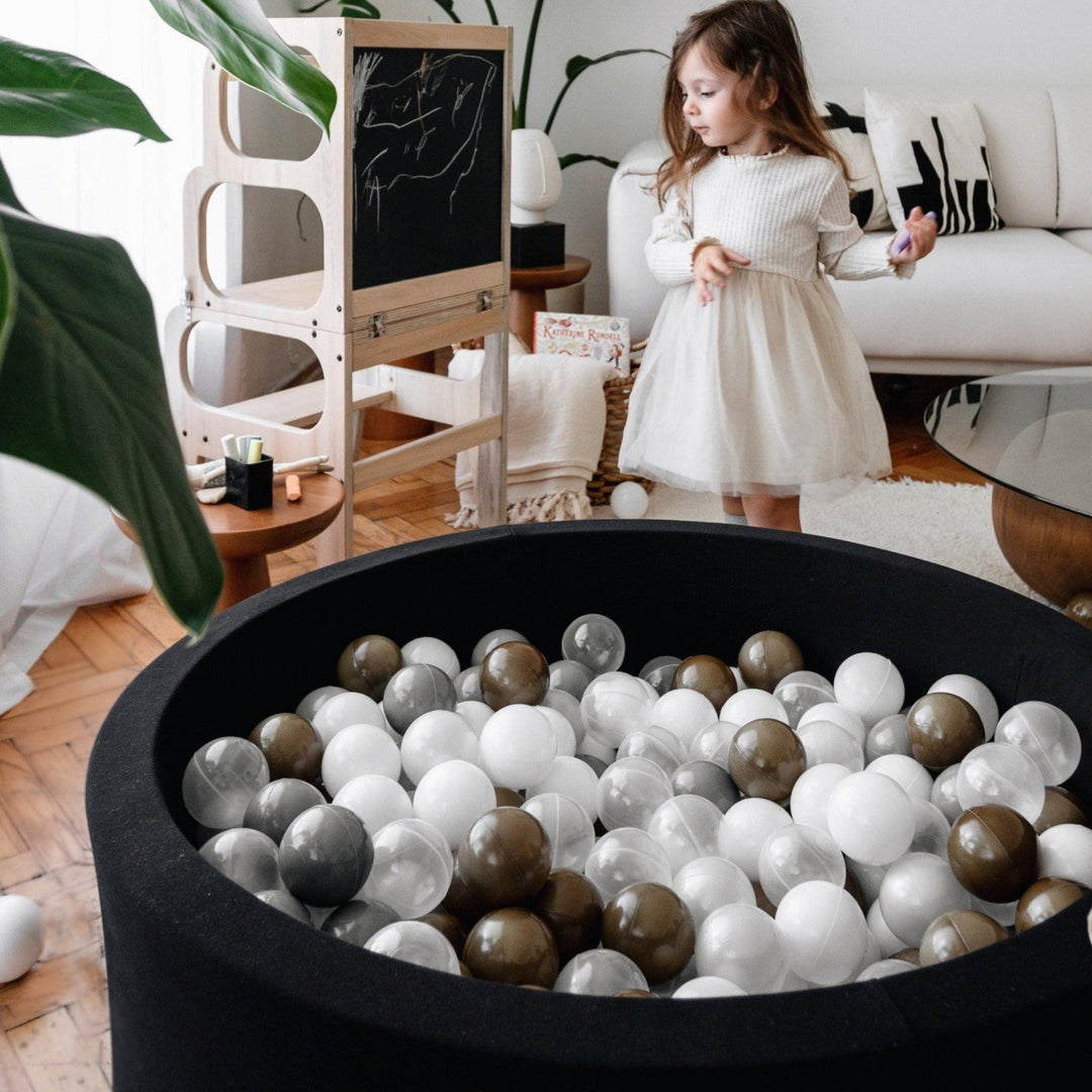 Larisa & Pumpkin-331052-Ball Pit Black Cover-Gold / Grey / White Balls-Rela-X JP