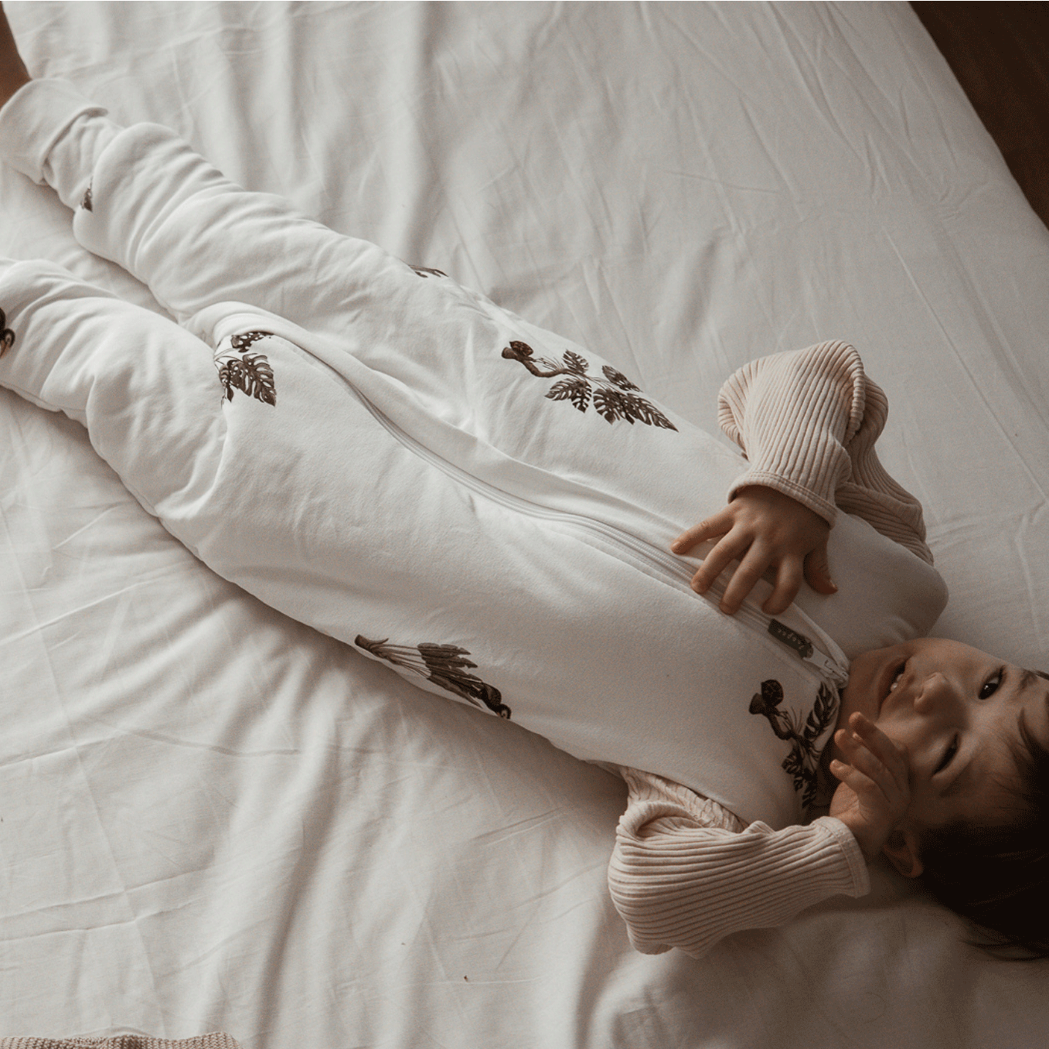 Reversible Sleeping Bag With Legs Jungle | Sleepee | Rela-X JP 公式ショップ